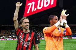 斯图加特内部会议纪要流出：赛前回应争议，西甲使命明确，赛季目标并未改变的简单介绍j9